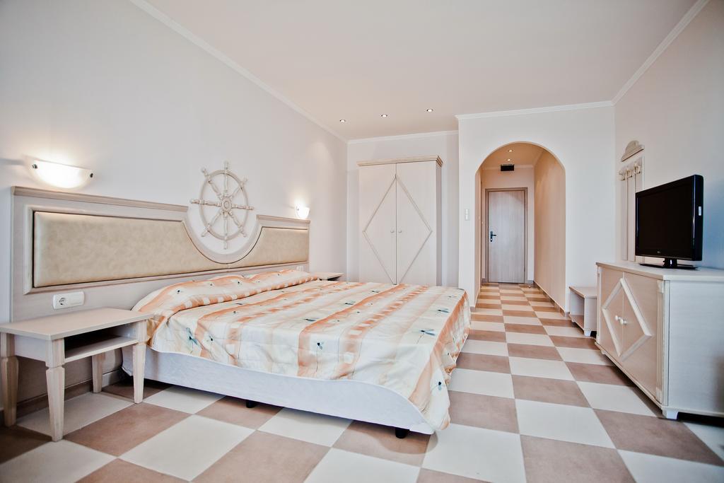 Studio cu vedere la mare